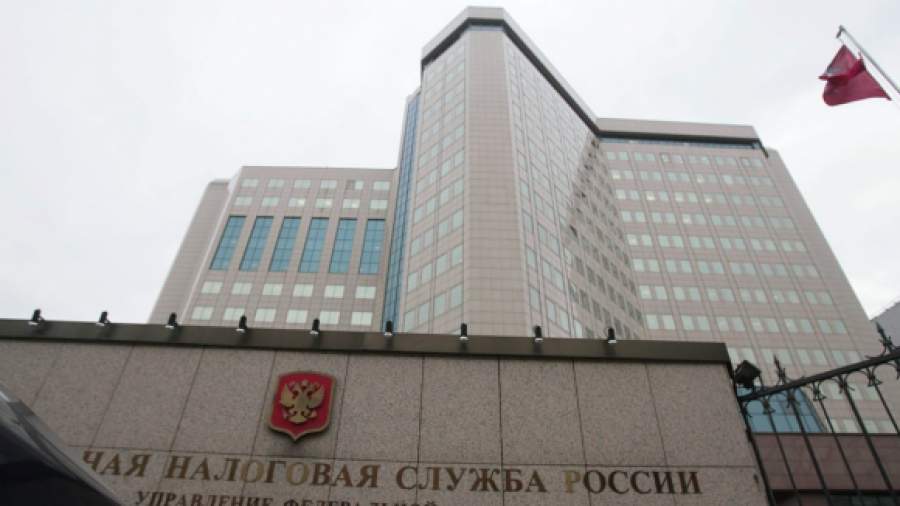 Безнадежных должников обязали платить налог на доход