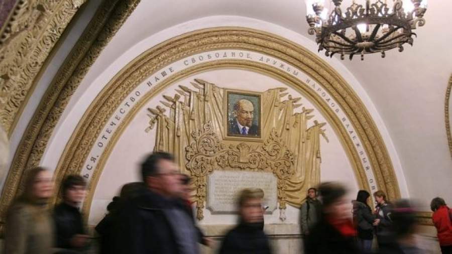 В метро будут дежурить студенты
