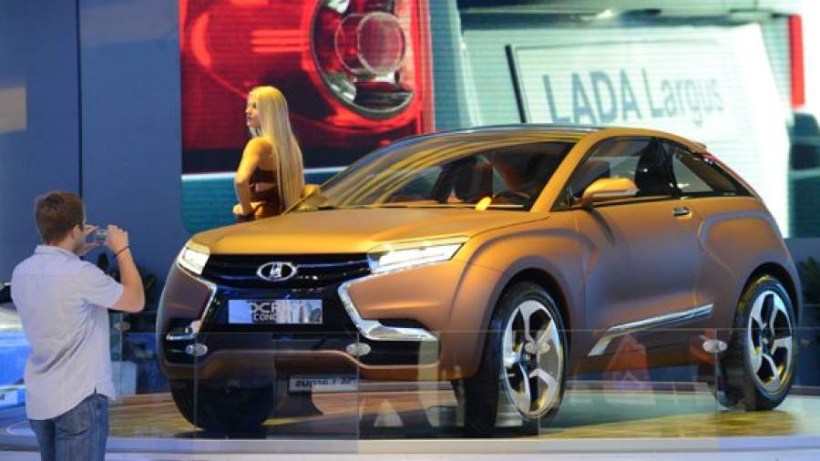 «АвтоВАЗ» не исключает роста розничных цен на Lada Vesta и Xray