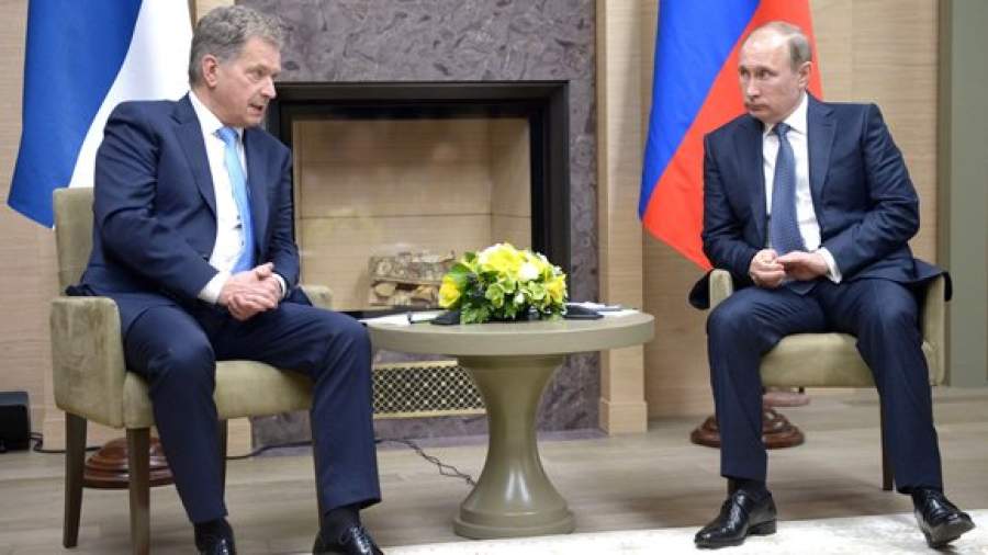 Главы РФ и Финляндии укрепят границу, чтобы снизить поток беженцев