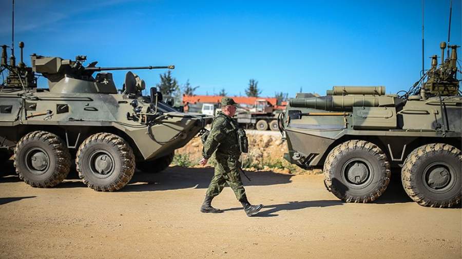 «На позициях люди могли быть в кальсонах и тапочках»