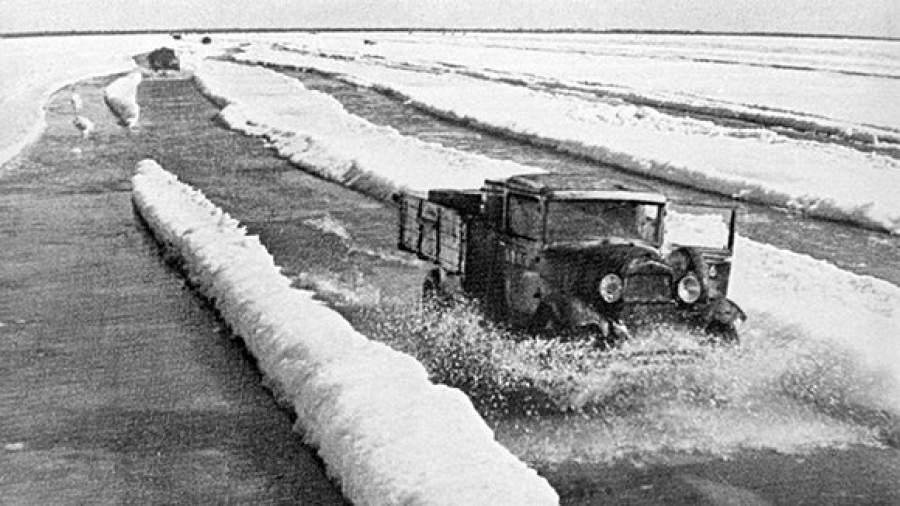 Ледовая Дорога жизни: подвиг водителей