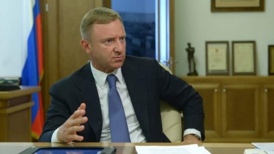 Ливанов посоветовал ректору КГТУ оставаться на Кипре