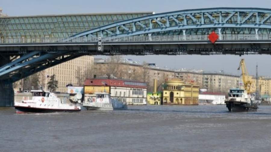 Москву-реку полностью очистят от дебаркадеров