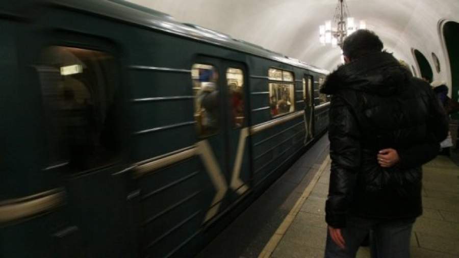 На платформах в метро обустроят шуц-линии для слепых