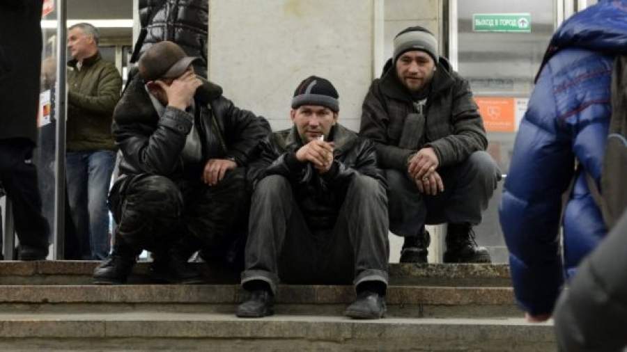 Бездомных предлагают регистрировать в районных УФМС