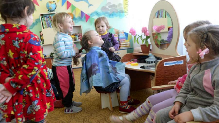 В садах детей будут проверять на наличией вшей еженедельно