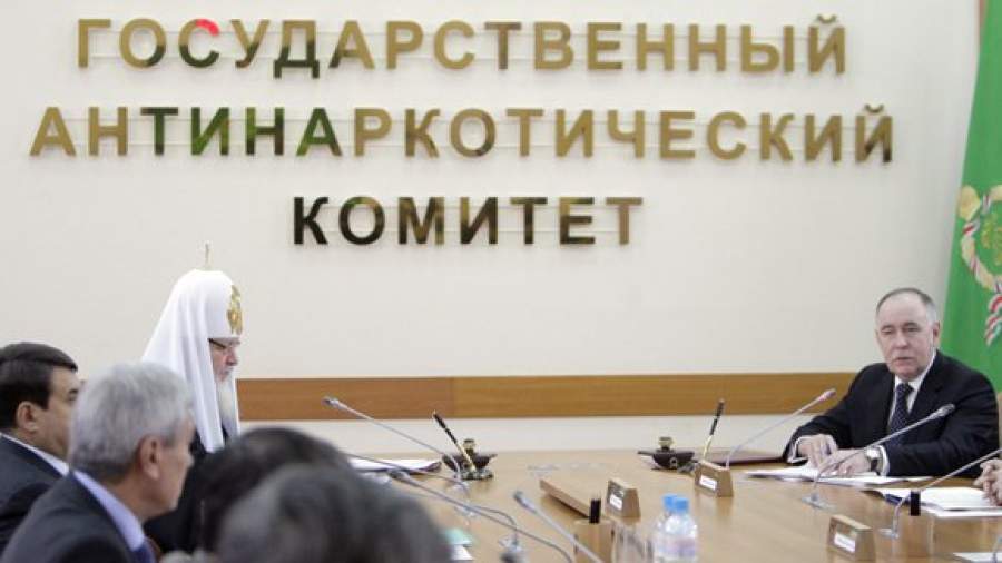 ФСКН просит право экстренного запрета любых препаратов