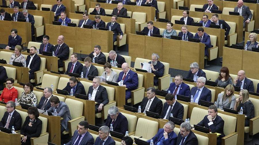 Чувства патриотов и театралов хотят приравнять к чувствам верующих