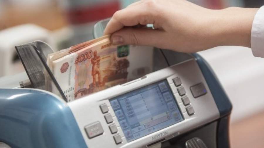 «Антиотмывочный» лимит могут поднять с 600 тыс. до 1 млн рублей
