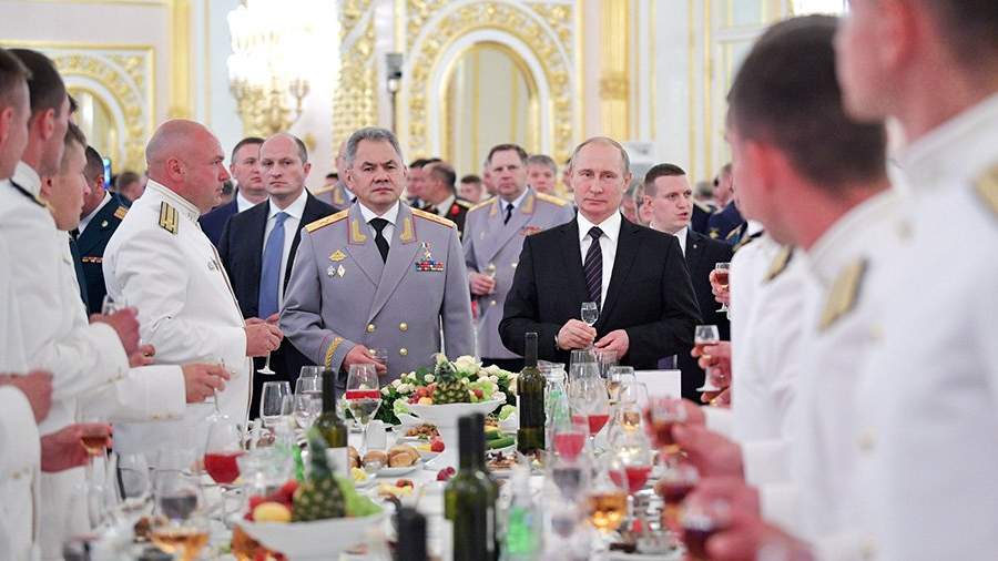 Путин встретится с выпускниками военных вузов 28 июня