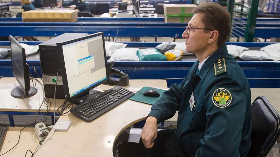 ФТС получит доступ к базе данных «Почты России»