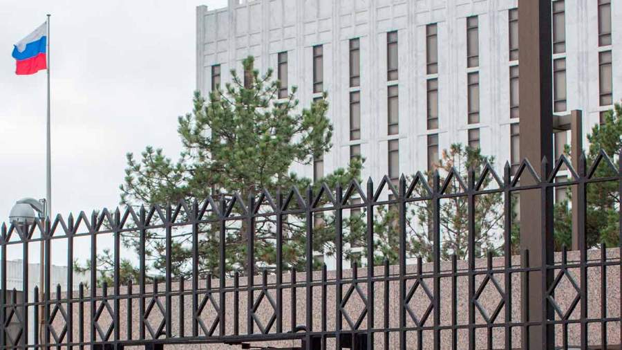 Посольство РФ в США назвало арест Селезнева похищением
