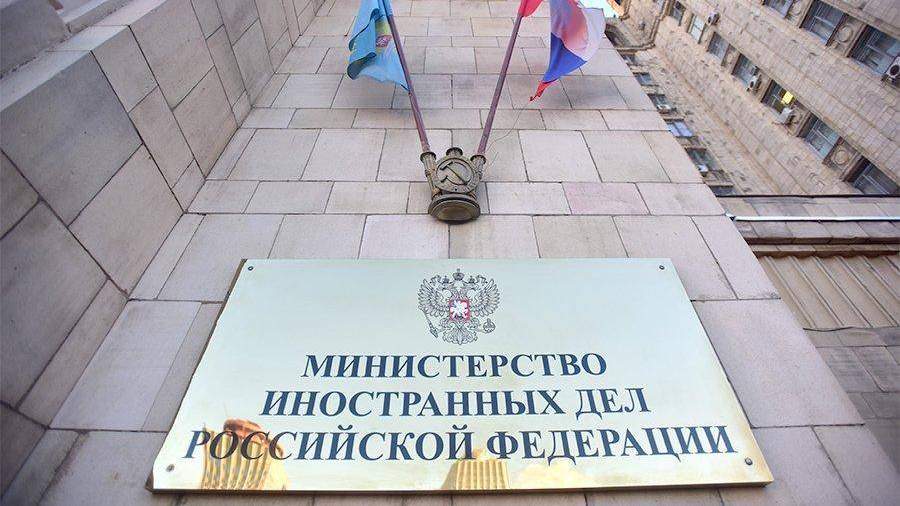 Российскую яхту захватило судно КНДР
