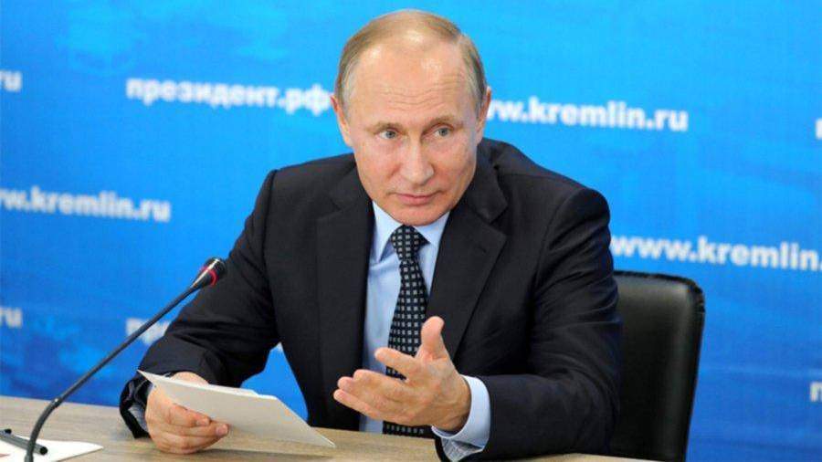 Владимир Путин попросил руководителя Удмуртии Бречалова разобраться с бараками до конца года