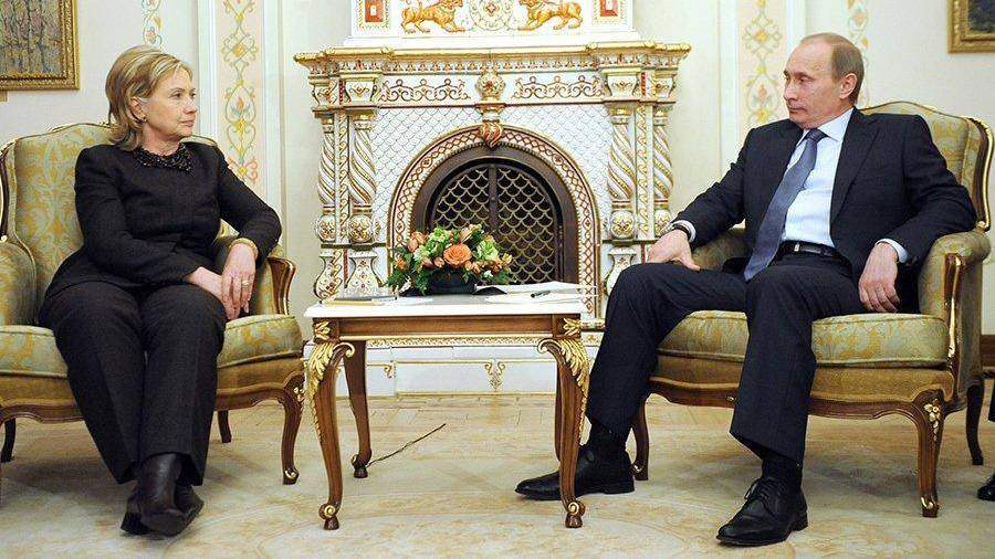 Путин прокомментировал выражение Клинтон, сравнившей его с Гитлером
