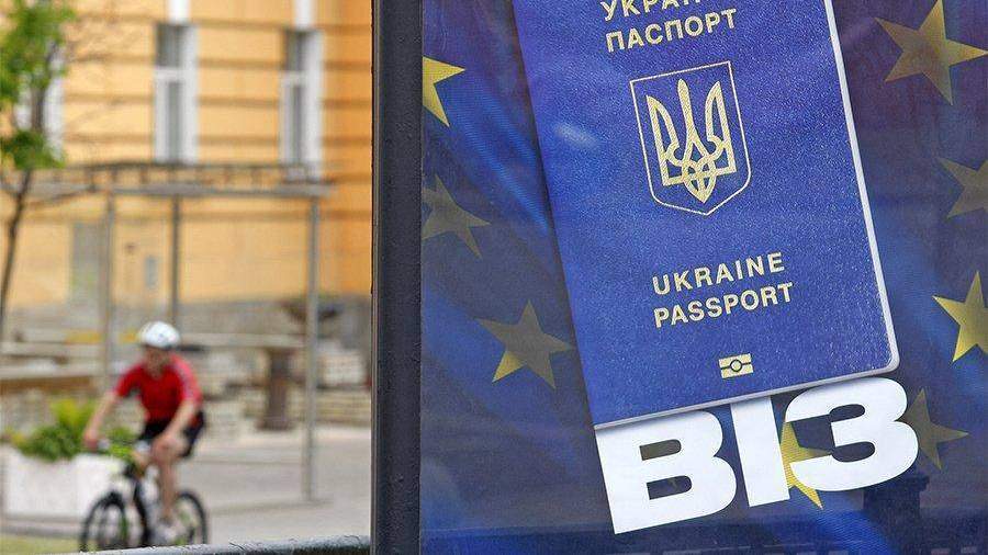 Практически 25% украинцев выступают против языковой квоты на ТВ, показал опрос Практически 25% украинцев выступают против языковой квоты на ТВ, показал опрос