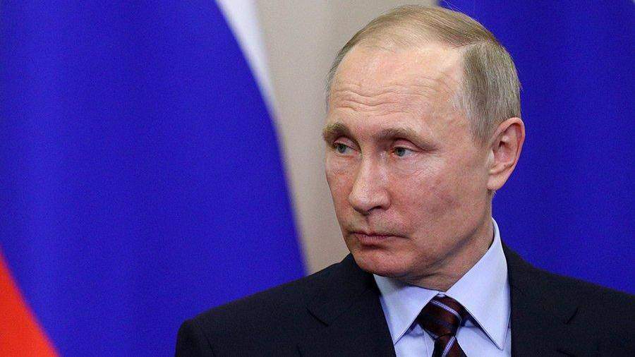 Путин рассказал Стоуну об отношениях со своими внуками Путин рассказал Стоуну об отношениях со своими внуками